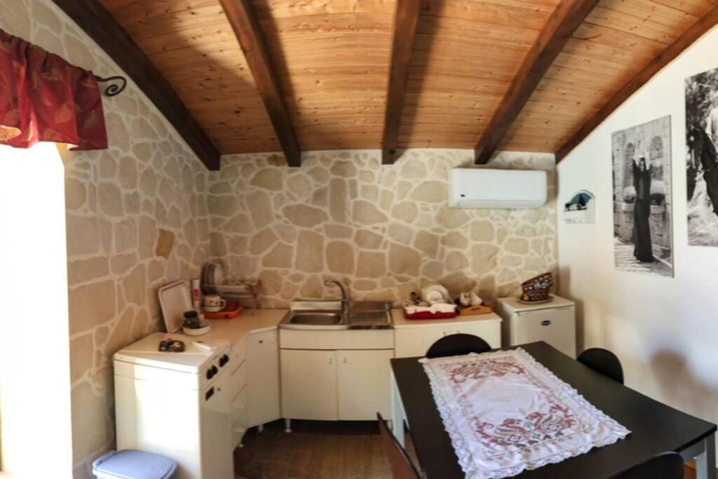 Villa Neli, Palazzolo Acreide, Siracusa, Hot Tub, Wi-Fi & Parking ภายนอก รูปภาพ