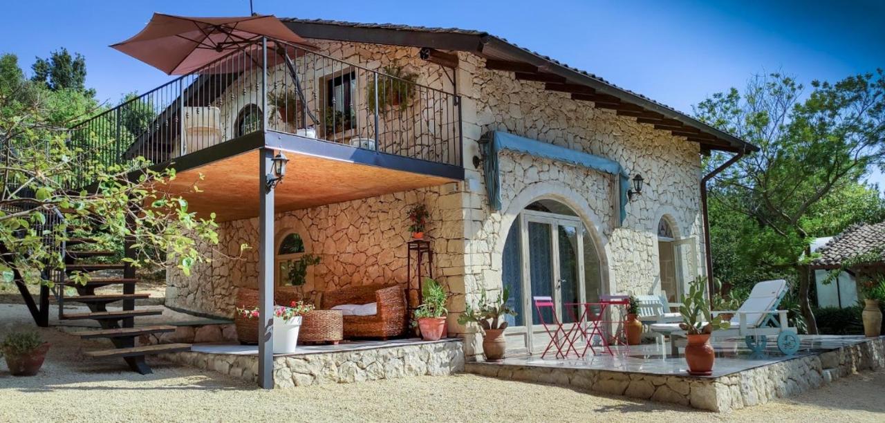 Villa Neli, Palazzolo Acreide, Siracusa, Hot Tub, Wi-Fi & Parking ภายนอก รูปภาพ
