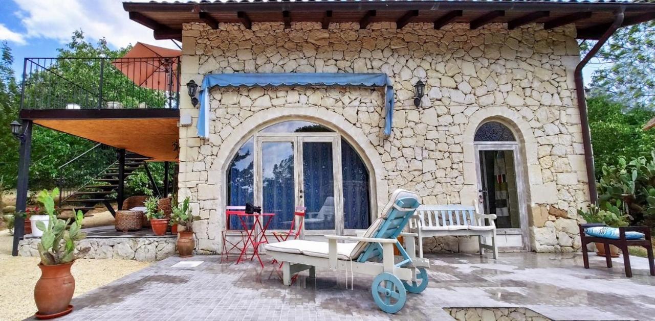 Villa Neli, Palazzolo Acreide, Siracusa, Hot Tub, Wi-Fi & Parking ภายนอก รูปภาพ